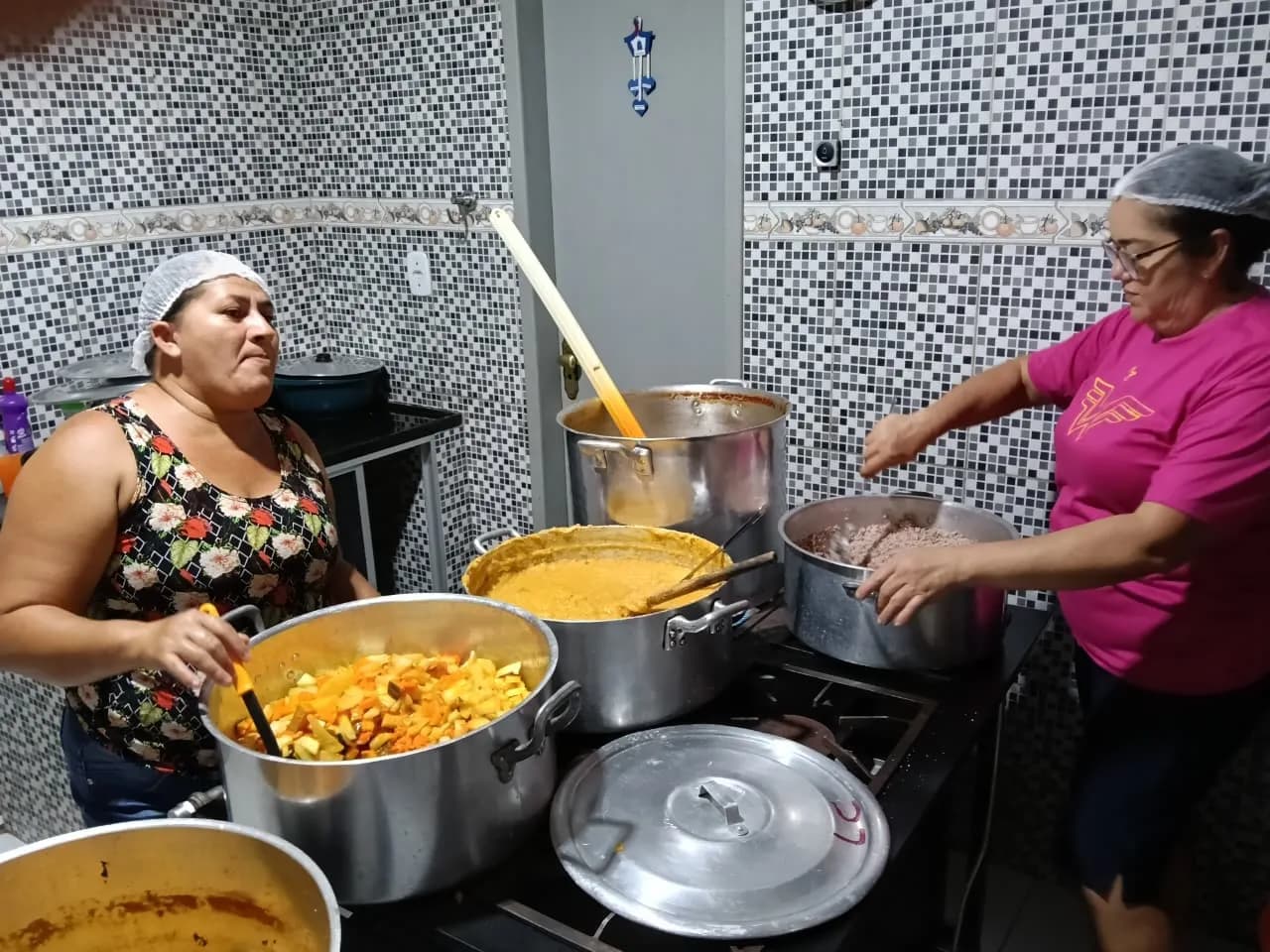 Rede Potiguar de Cozinhas Solidárias vai garantir mais de 54 mil refeições mensais para famílias em situação de vulnerabilidade no RN